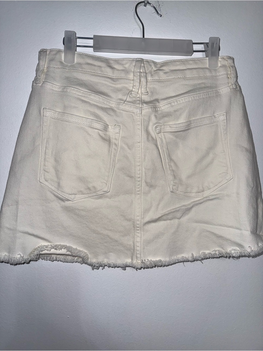Good American Cream Denim Frayed Hem Mini Skirt - Picture 4 of 4